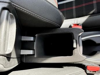 Vauxhall Corsa 100kW Anniversary Edition 50kWh 5dr Auto [11kWCh]