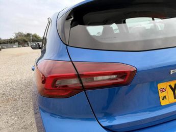 Ford Focus 1.0 EcoBoost Hybrid mHEV 155 Titanium 5dr Auto