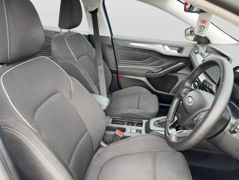 Ford Focus 1.0 EcoBoost Hybrid mHEV 155 Titanium 5dr Auto