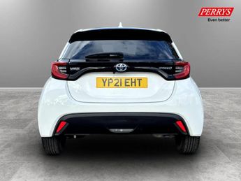 Toyota Yaris 1.5 Hybrid Design 5dr CVT