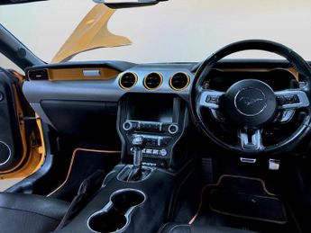 Ford Mustang 5.0 V8 GT 2dr Auto