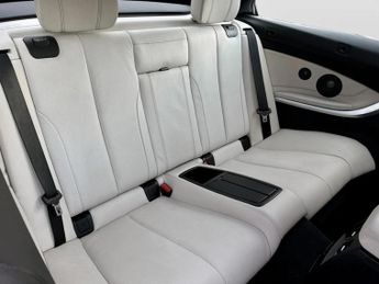 BMW 4 Series 420i M Sport 2dr Auto [Professional Media]