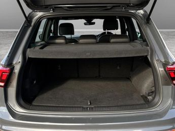 Volkswagen Tiguan 1.4 TSI eHybrid R-Line 5dr DSG