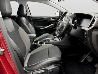 Vauxhall Grandland 1.6 Plug-in Hybrid Ultimate 5dr Auto