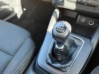 Ford Focus 2023.25 Focus Titanium 5 door 1.0L EcoBoost 155PS mHEV FWD 7 Speed Power
