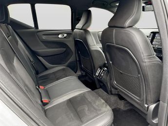 Volvo Xc40 2.0 T4 R DESIGN Pro 5dr Geartronic