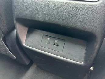 Nissan Qashqai 1.3 DiG-T MH 158 N-Connecta 5dr Xtronic