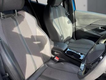 Peugeot 2008 100kW GT 50kWh 5dr Auto
