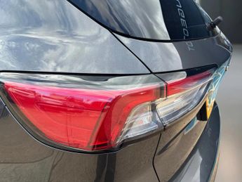Ford Kuga 2.5 FHEV ST-Line Edition 5dr CVT