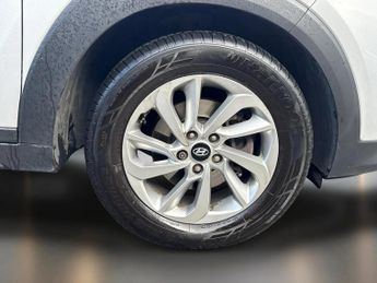 Hyundai Tucson 1.7 CRDi Blue Drive SE Nav 5dr 2WD DCT