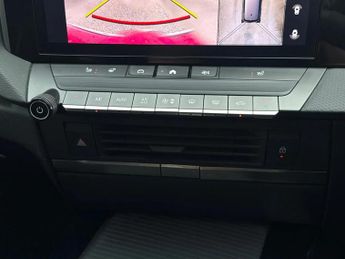 Vauxhall Astra 1.6 Hybrid GS Line 5dr Auto