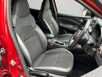 Nissan Juke 1.6 Hybrid N-Connecta 5dr Auto