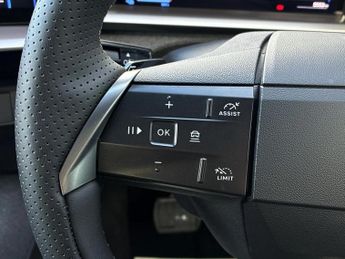 Vauxhall Grandland 157kW GS 73kWh 5dr Auto