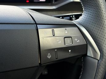 Vauxhall Grandland 157kW GS 73kWh 5dr Auto