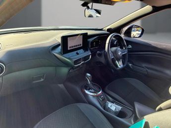 Nissan Juke 1.0 DiG-T N-Connecta 5dr DCT