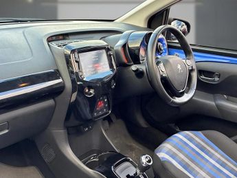 Peugeot 108 108 1.0 72 Collection 5dr 2-Tronic Hatchback