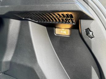 Peugeot 2008 1.2 Hybrid 145 GT 5dr e-DSC6