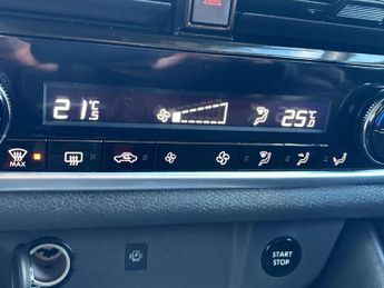 Nissan Qashqai 1.5 E-Power N-Connecta [Glass Roof] 5dr Auto
