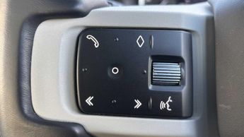 Land Rover Defender X-Dynamic HSE