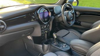 MINI Hatchback Cooper S Level 2