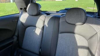 MINI Hatchback Cooper S Level 2