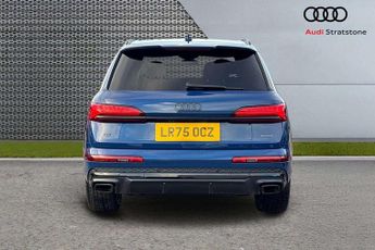 Audi Q7 Black Edition