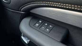 Land Rover Discovery Dynamic HSE