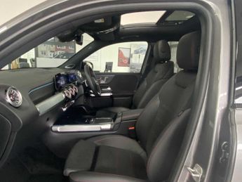 Mercedes-Benz EQB AMG Line Premium Plus