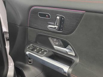 Mercedes-Benz EQB AMG Line Premium Plus