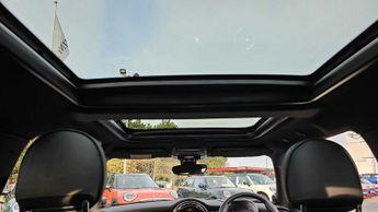 MINI Hatchback Cooper S Level 3