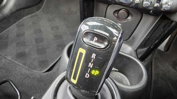 MINI Hatchback Cooper S Level 3