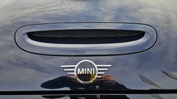 MINI Hatchback Cooper S Level 3