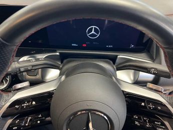 Mercedes-Benz EQB AMG Line Premium