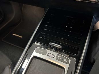 Mercedes-Benz EQB AMG Line Premium