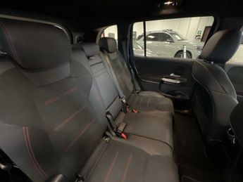 Mercedes-Benz EQB AMG Line Premium