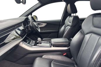 Audi Q7 Black Edition