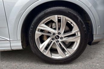 Audi Q7 Black Edition