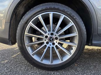 Mercedes-Benz GLC AMG Line