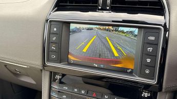 Jaguar F-PACE Portfolio