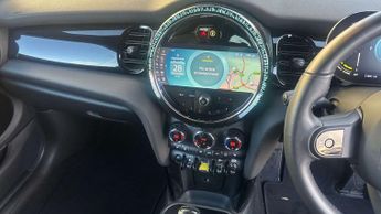 MINI Hatchback Cooper S Level 2