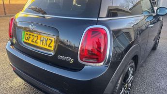 MINI Hatchback Cooper S Level 2