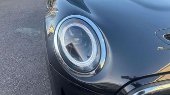 MINI Hatchback Cooper S Level 2