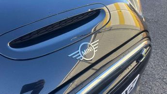 MINI Hatchback Cooper S Level 2