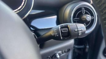 MINI Hatchback Cooper S Level 2