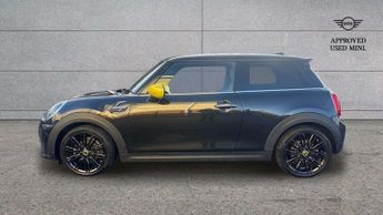 MINI Hatchback Cooper S Level 2