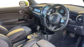 MINI Hatchback Cooper S Level 2