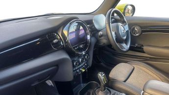 MINI Hatchback Cooper S Level 2