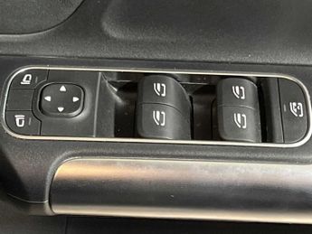 Mercedes-Benz GLA AMG Line