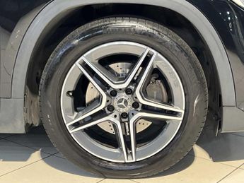 Mercedes-Benz GLA AMG Line