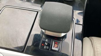 Land Rover Range Rover Velar R-Dynamic HSE